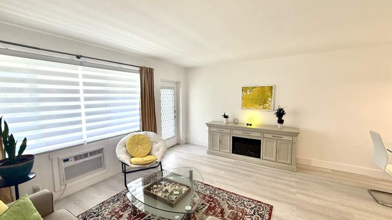 1 bedroom Condominium at 78 Harwood H Crescent, Harwood H Condo, Deerfield Beach — photo 3