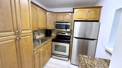 78 Harwood H Crescent, Deerfield Beach FL - photo 12 of 55