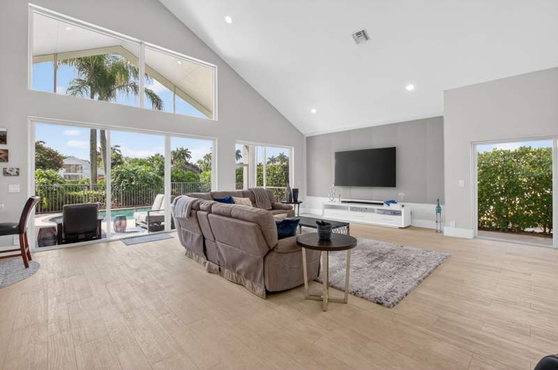 3 bedroom Single Family Residence at 17320 Loch Lomond Way, St Andrews Country Club, Boca Raton — photo 5