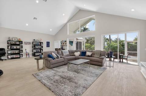 17320 Loch Lomond Way, Boca Raton FL - photo 6 of 27