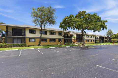 545 Trace Circle #102, Deerfield Beach FL - photo 21 of 21
