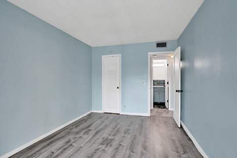 358 Oakridge T #358, Deerfield Beach FL - photo 17 of 45