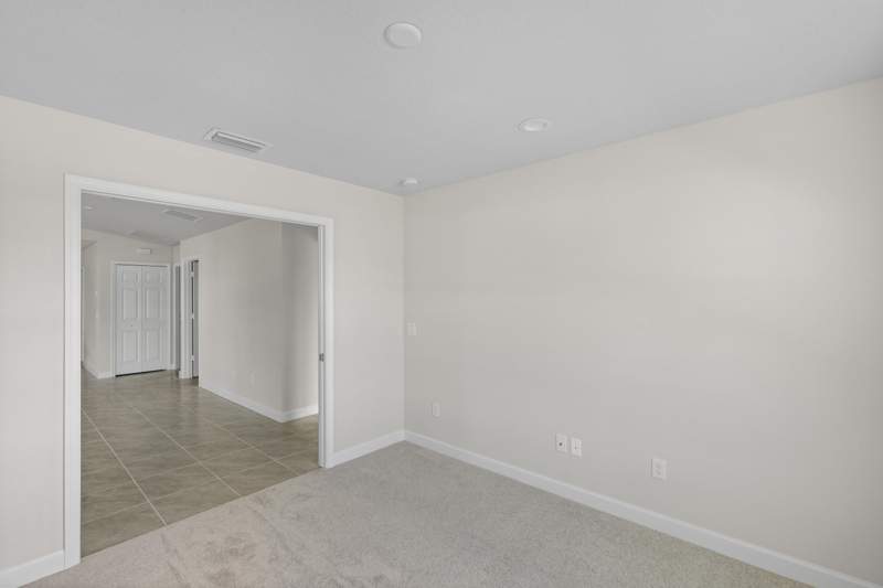 1 bedroom Single Family Residence at 2 Las Casitas Court, Spanish Lakes Country Club Village, Fort Pierce — photo 4