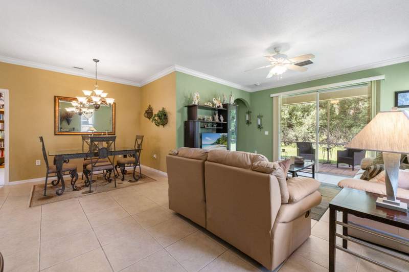 2 bedroom Single Family Residence at 612 SW Indian Key Drive, Lake Forest At St Lucie West, Port St. Lucie — photo 3