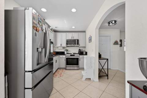 5951 Manchester Way, Tamarac FL - photo 12 of 42
