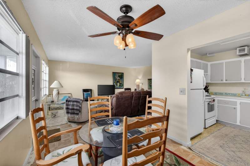 2 bedroom Condominium at 348 Wellington H, Wellington Condos, West Palm Beach — photo 3