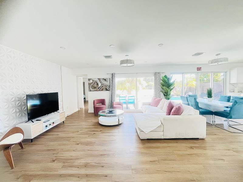 4 bedroom Single Family Residence at 3705 Garden Lane, Miramar Isles Sec 1, Miramar — photo 4