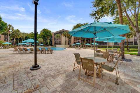 2802 N 46th Avenue #B620, Hollywood FL - photo 6 of 83