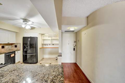 2802 N 46th Avenue #B620, Hollywood FL - photo 12 of 83