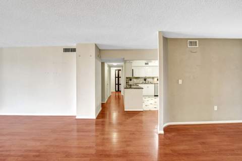 2802 N 46th Avenue #B620, Hollywood FL - photo 22 of 83