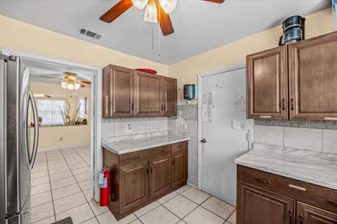 2073 SE Rainier Road, Port St. Lucie FL - photo 11 of 27