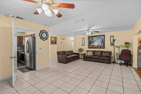 2073 SE Rainier Road, Port St. Lucie FL - photo 7 of 27