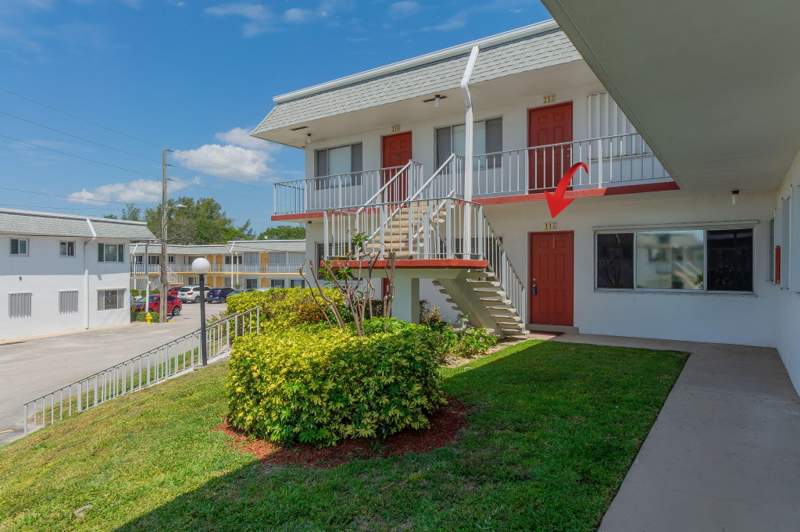 1 bedroom Condominium at 3120 Cynthia Lane #115, Murry Hills Apt Bldg Condo, Lake Worth Beach — photo 3