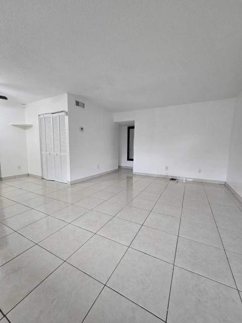 1201 SW 52nd Avenue #202-2, North Lauderdale FL - photo 20 of 33