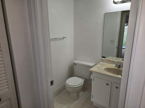 551 SW 135 Avenue #216b, Pembroke Pines FL - photo 7 of 33