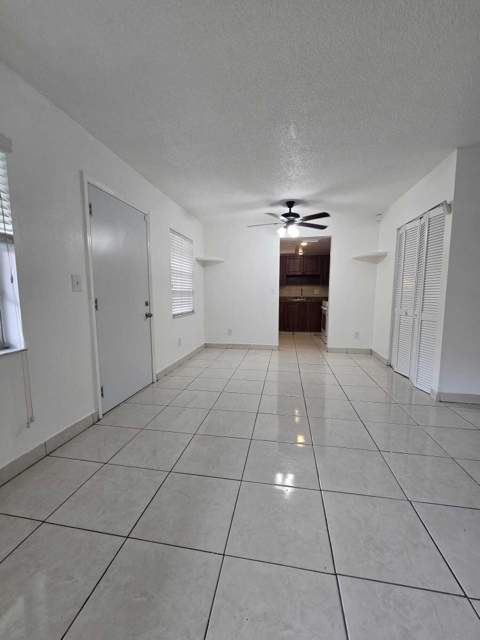 1201 SW 52nd Avenue #202-2, North Lauderdale FL - photo 18 of 33