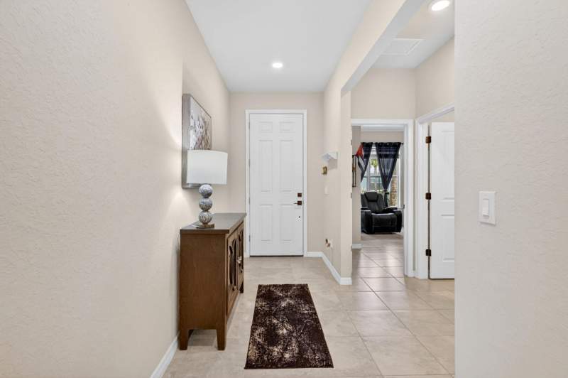 3 bedroom Single Family Residence at 12336 SW Myrtle Oak Drive, Heron Preserve At Tradition Phase 2A, Port St. Lucie — photo 4