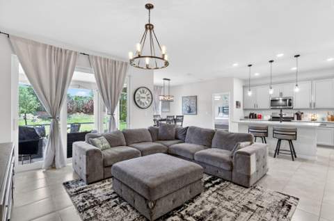 12336 SW Myrtle Oak Drive, Port St. Lucie FL - photo 6 of 36