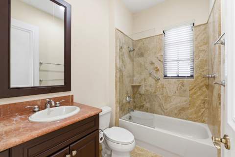 8289 Emerald Avenue, Parkland FL - photo 15 of 47