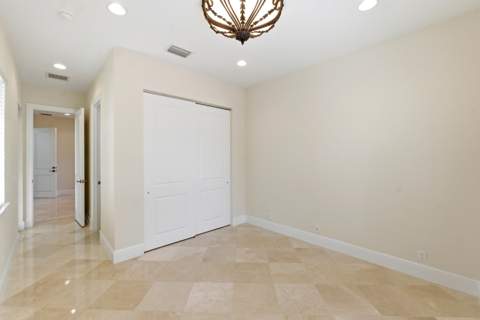 8289 Emerald Avenue, Parkland FL - photo 16 of 47