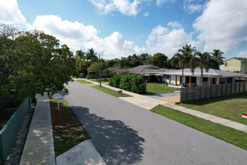 2 bedroom Single Family Residence at 910 SE 3rd Avenue, Osceola Park, Delray Beach — photo 3