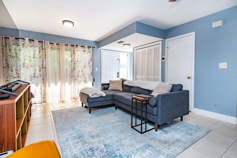 2 bedroom Townhouse at 740 SE 1st Way #101, Peter J Pedicini Plat No 1, Deerfield Beach — photo 5