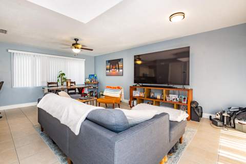 740 SE 1st Way #101, Deerfield Beach FL - photo 9 of 41
