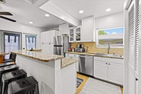 915 N K Street, Lake Worth Beach FL - photo 9 of 39
