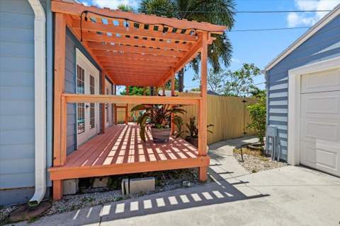 915 N K Street, Lake Worth Beach FL - photo 17 of 39