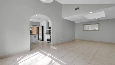 7659 Sierra Terrace, Boca Raton FL - photo 6 of 26