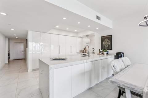 2640 Lake Shore Drive #2008, Riviera Beach FL - photo 14 of 59