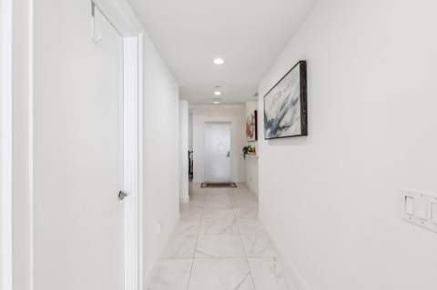 2640 Lake Shore Drive #2008, Riviera Beach FL - photo 23 of 59