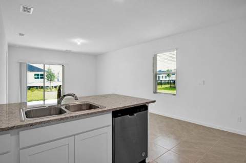 12341 SW Nettuno Way, Port St. Lucie FL - photo 18 of 47