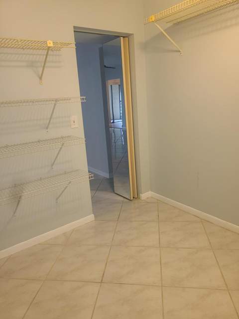 6328 W Longboat Ln Lane #201, Boca Raton FL - photo 7 of 17