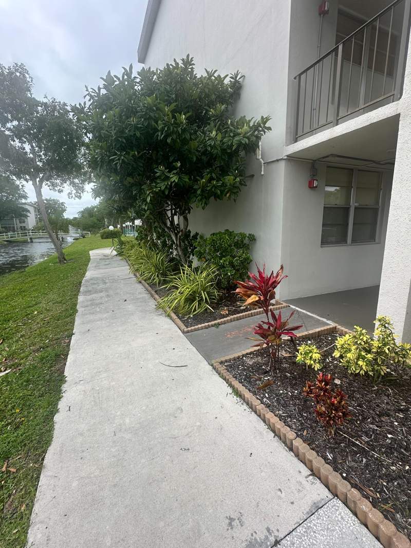 2 bedroom Condominium at 4850 NW 29th Court #132, Cypress Chase Condo No 3, Lauderdale Lakes — photo 2
