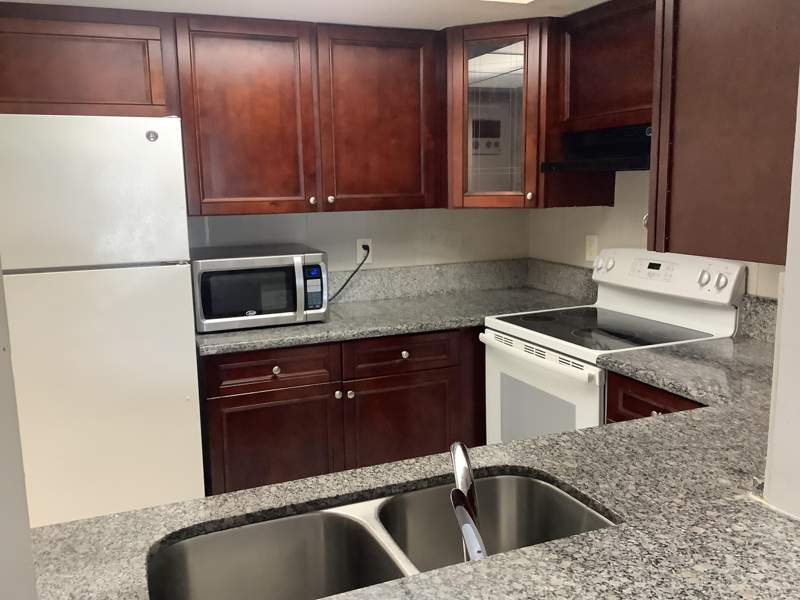2 bedroom Condominium at 105 Deer Creek Road #205, Racquet Club Of Deer Creek, Deerfield Beach — photo 3