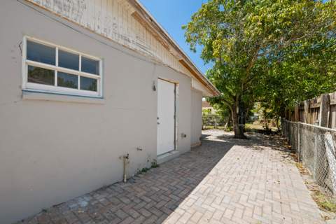 101 NW 18th Street, Pompano Beach FL - photo 18 of 23