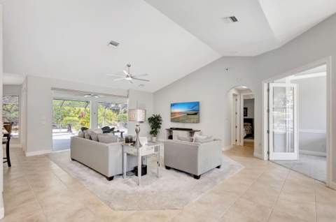 8055 Kiawah Trace, Port St. Lucie FL - photo 17 of 54