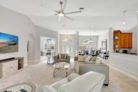 8055 Kiawah Trace, Port St. Lucie FL - photo 10 of 54