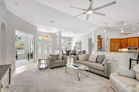 8055 Kiawah Trace, Port St. Lucie FL - photo 18 of 54