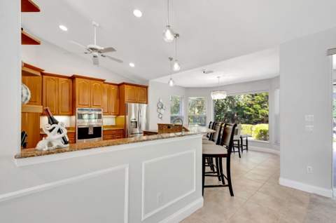 8055 Kiawah Trace, Port St. Lucie FL - photo 21 of 54