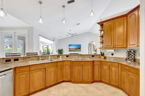 8055 Kiawah Trace, Port St. Lucie FL - photo 23 of 54