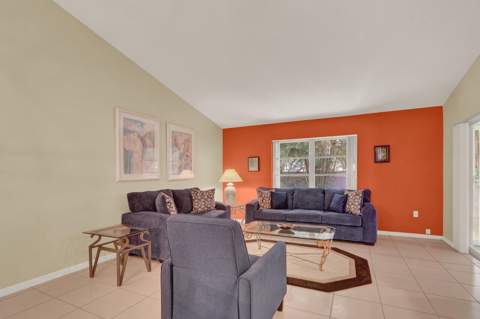 9904 Summerbrook Terrace #B, Boynton Beach FL - photo 6 of 33