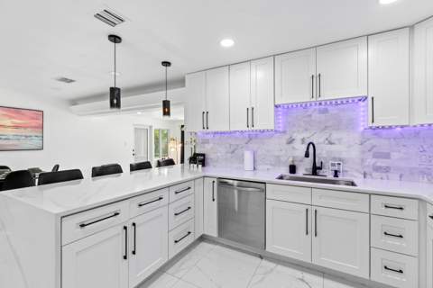 1010 SW 32nd Street, Fort Lauderdale FL - photo 10 of 36