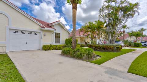 6120 Bear Creek Court, Lake Worth FL - photo 16 of 72
