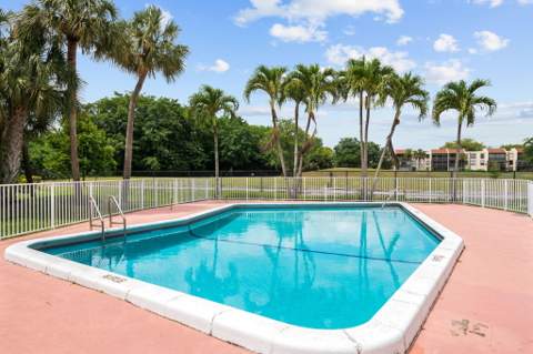8004 Lagos De Campo Boulevard #C-203, Tamarac FL - photo 18 of 19