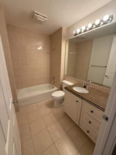 20 Harbour Isle Drive #Ph01, Fort Pierce FL - photo 8 of 18