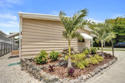 21411 NW 3rd Street, Pembroke Pines FL - photo 7 of 52