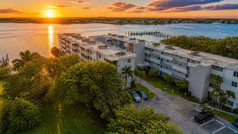2 bedroom Condominium at 1820 New Palm Way #308, Seacrest Villas Condo, Boynton Beach — photo 4