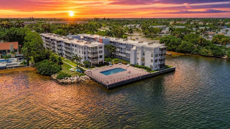 2 bedroom Condominium at 1820 New Palm Way #308, Seacrest Villas Condo, Boynton Beach — photo 2